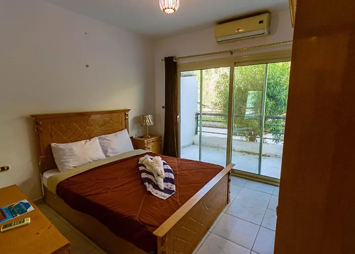 Fox House Resort Hurgada