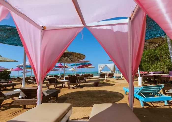 Fox House Resort