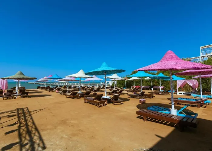 Fox House Resort