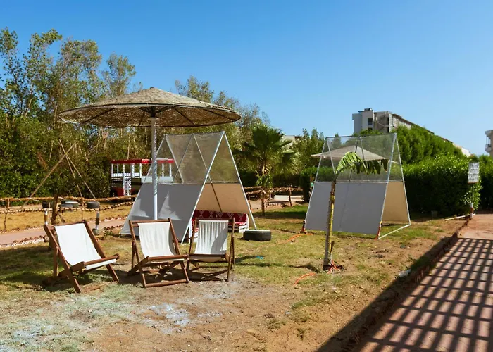 Fox House Resort