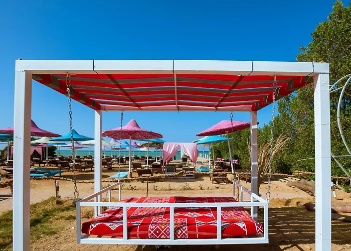 Fox House Resort Hurgada