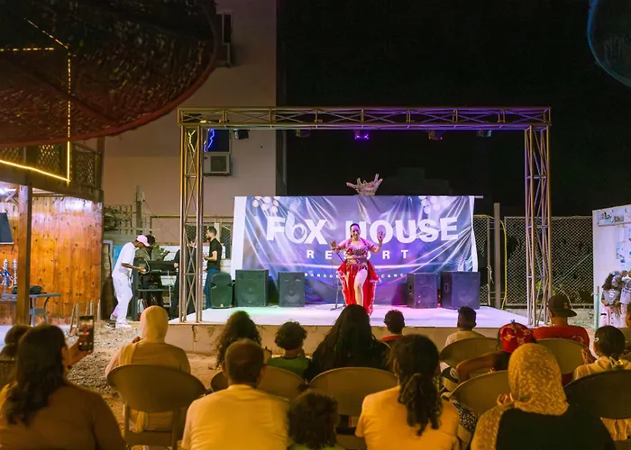 Fox House Resort